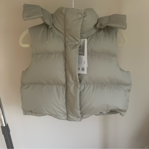 Heathered Raw Linen Wunder Puff Super-Cropped Vest - Picture 6 of 14